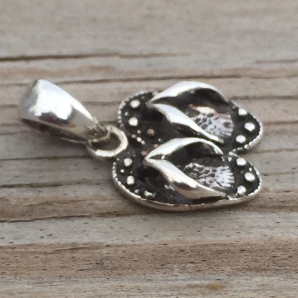 SOLD Flip Flops Pendant Sterling Silver Beach - Picture 5 of 7